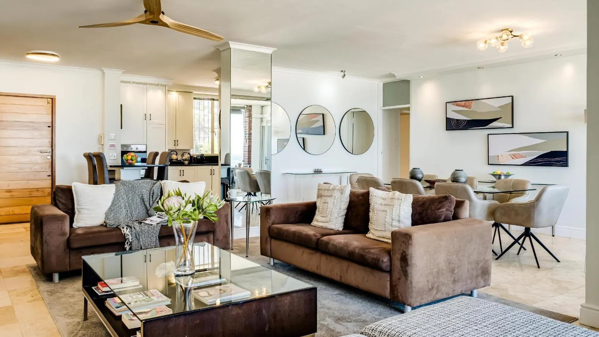 Camps Bay Beachside 2Bed W Sea View Cloud 9 Cape Town
