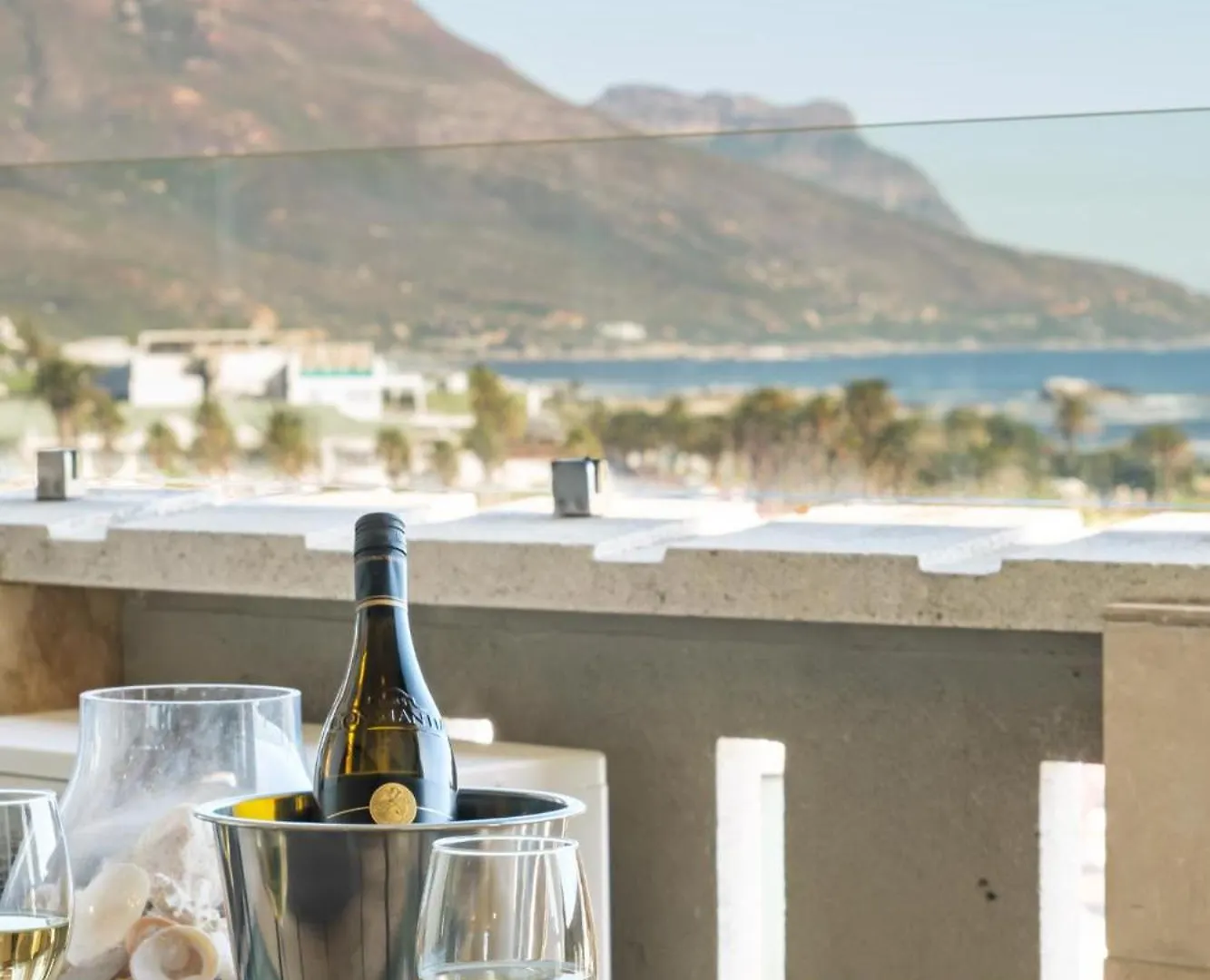 Camps Bay Beachside 2Bed W Sea View Cloud 9 Cape Town South Africa