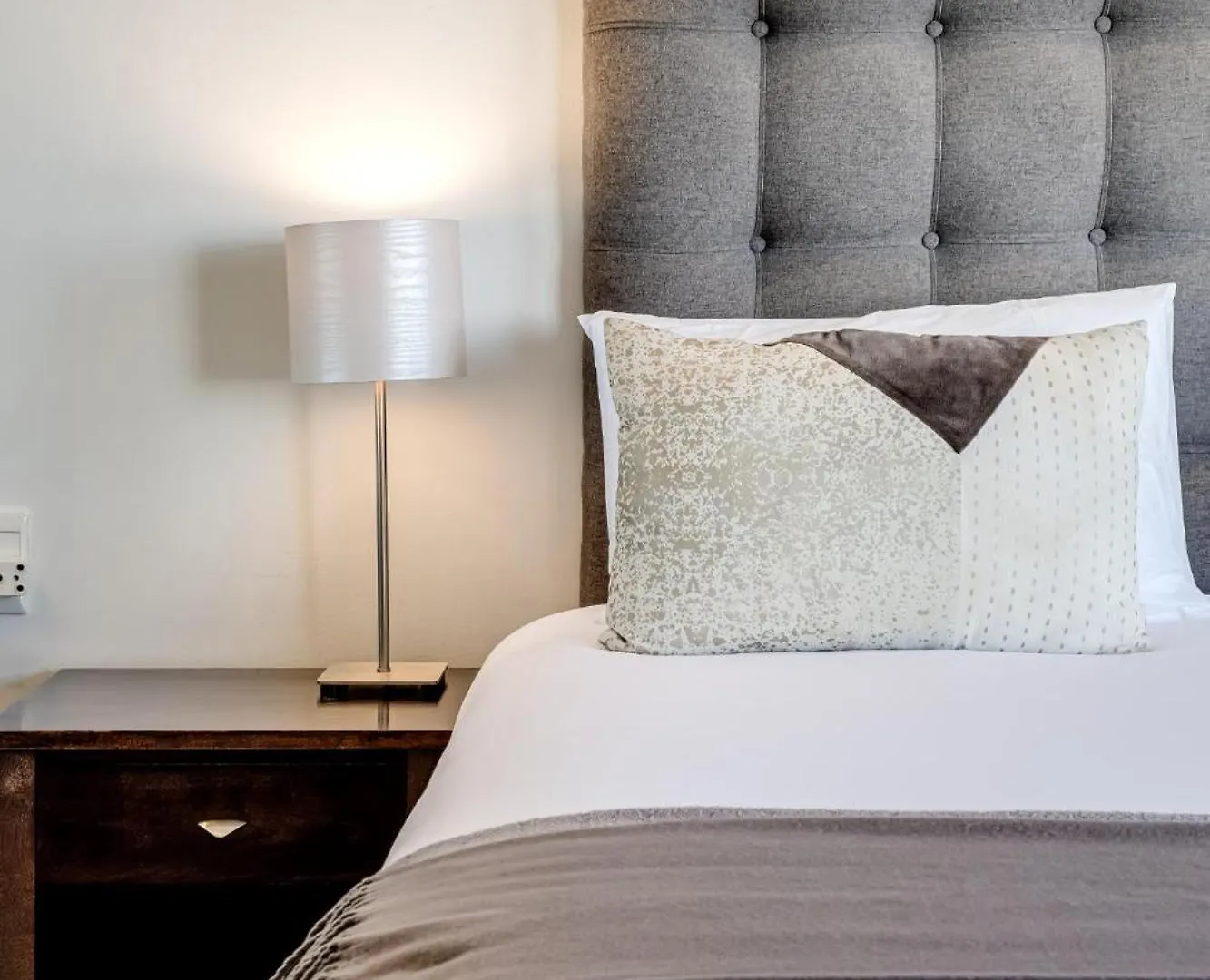 Camps Bay Beachside 2Bed W Sea View Cloud 9 Cape Town 0*,  South Africa
