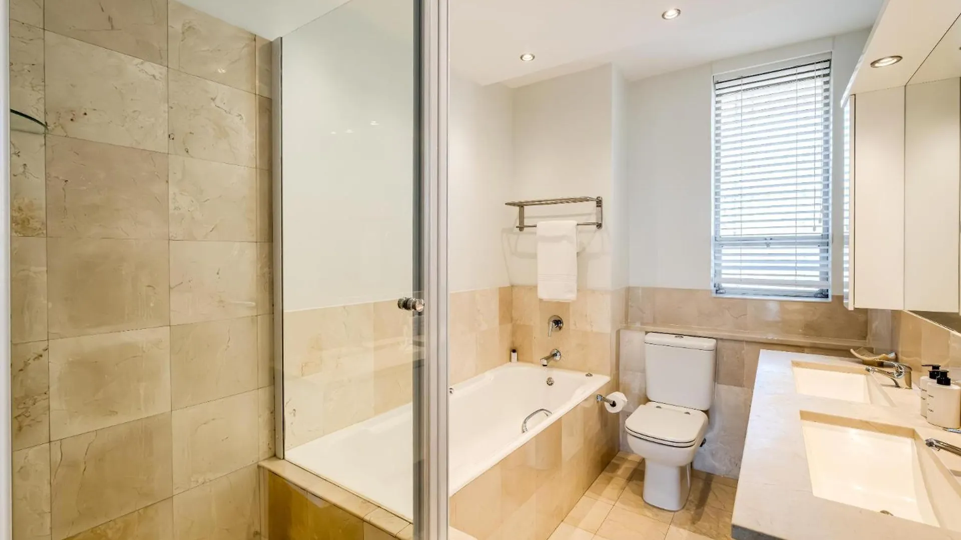 Διαμέρισμα Camps Bay Beachside 2Bed W Sea View Cloud 9 Κέιπ Τάουν Νότια Αφρική